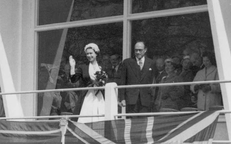 HM Queen Elizabeth II inaugurates the new clubhouse in April 1957